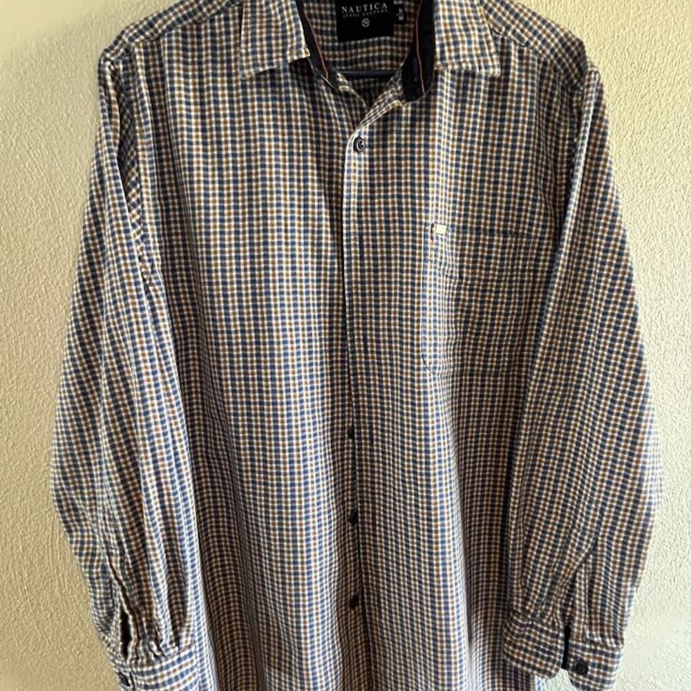 Men's Nautica shirt. Size M. Navy/orange